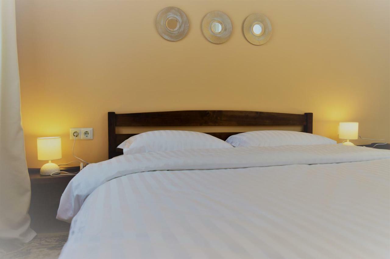 Central Comfortable One-Bedroom Apartment Chişinǎu Buitenkant foto